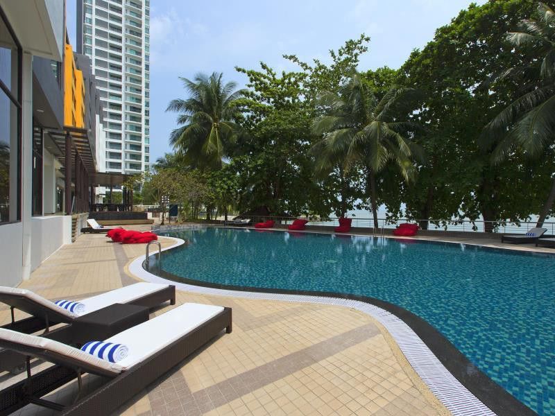 فندق تانجونغ بونغاهفي  ميركيور بينانج بيتش المظهر الخارجي الصورة
